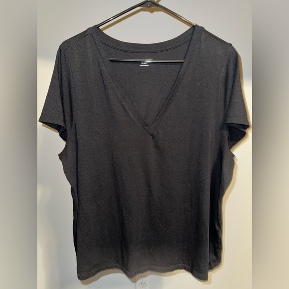 Old Navy - Short Sleeve Bestee Vee Neck - Black Jack - XXL Tall - Picture 4 of 7